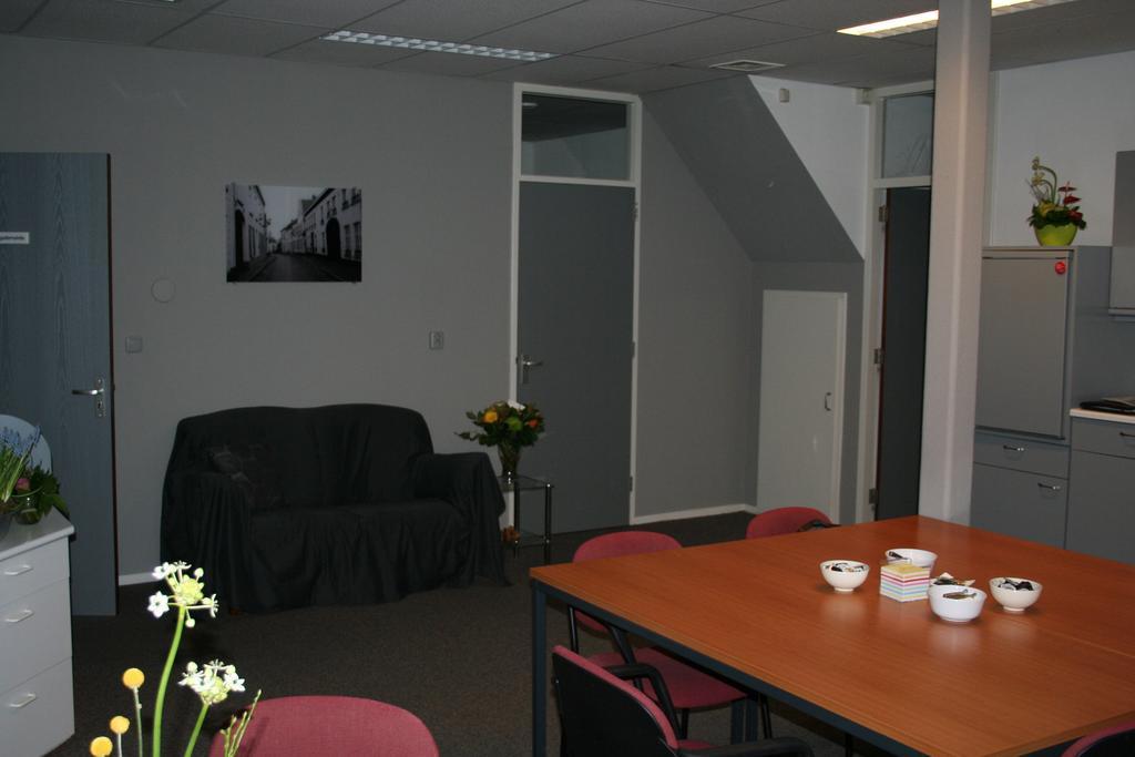 Thorn B&B Bagian luar foto