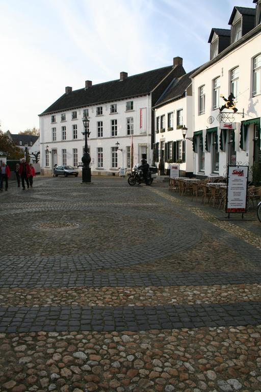 Thorn B&B Bagian luar foto